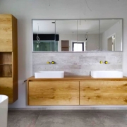 OS Wohnkonzept steht für hochwertige, maßgeschneiderte und passgenaue Möbel, die langlebig, robust und wirkungsvoll Ihr Zuhause verschönern und aufwerten. Unsere begeisterten Kunden kommen aus der Rhein-Neckar-Region, rund um Karlsruhe, Pforzheim, Mannheim, Heidelberg, Walldorf, Ludwigshafen, Baden-Baden, Ettlingen, Sinsheim, Bruchsal, Hockenheim, Schwetzingen.