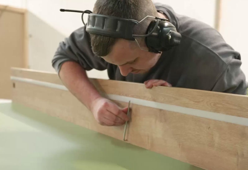 OS Wohnkonzept steht für hochwertige, maßgeschneiderte und passgenaue Möbel, die langlebig, robust und wirkungsvoll Ihr Zuhause verschönern und aufwerten. Unsere begeisterten Kunden kommen aus der Rhein-Neckar-Region, rund um Karlsruhe, Pforzheim, Mannheim, Heidelberg, Walldorf, Ludwigshafen, Baden-Baden, Ettlingen, Sinsheim, Bruchsal, Hockenheim, Schwetzingen.